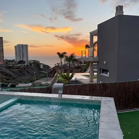 Nirvana - Luxury With Heated Pool